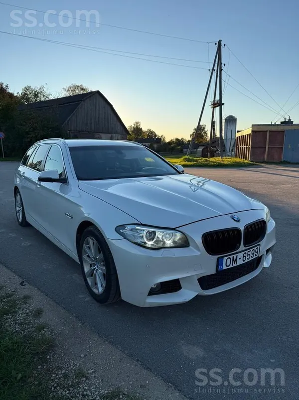 BMW 520D Facelift 2.0 dīzelis B47, Automāts. 

Auto labā tehniskā un vizuā