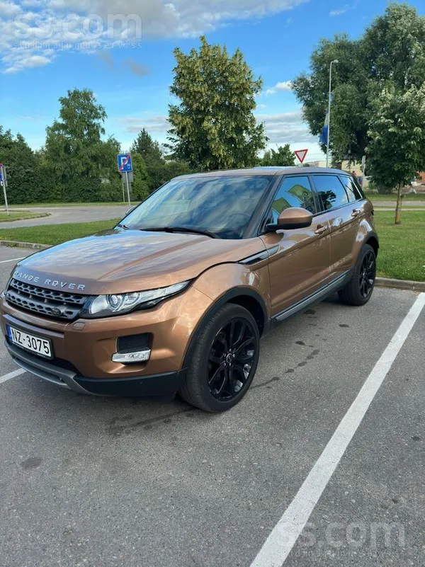 Land-Rover Pārdod Land Rover Range Rover Evoque (2015) apvidu