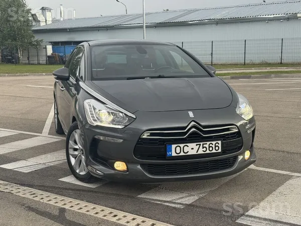 Citroen Citroen Ds5 2.0d 2013 gads 120Kw ļoti labā stāvokl
