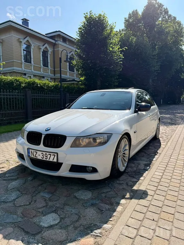 BMW 335