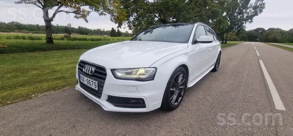 Audi Audi A4 b8 , 2.0tdi braucamā stāvoklī, ar piedarbi