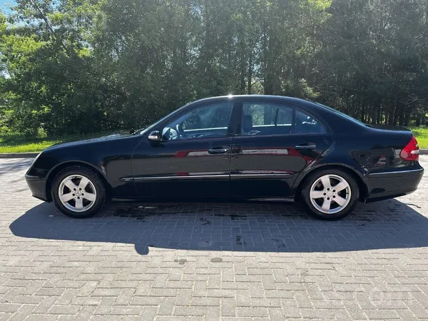 Mercedes E280