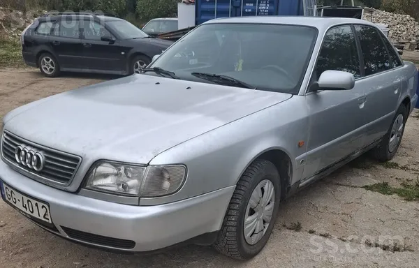 Pārdodu/mainu. Mašinai ļoti daudz kas izdarīts. 
Nomainīts jauns dzinējs.