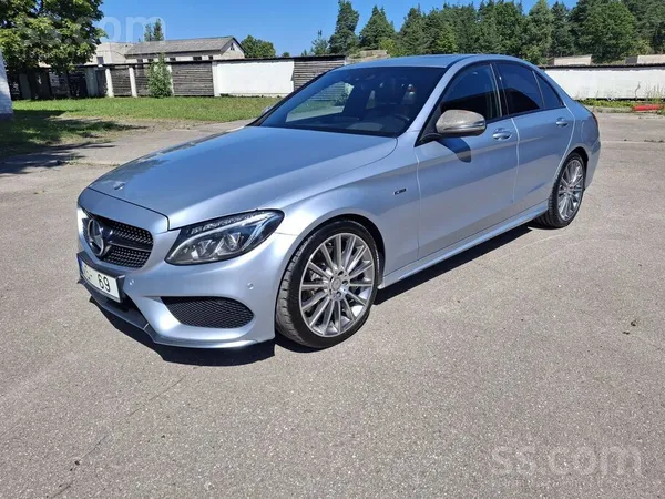 Mercedes C43 AMG - 1