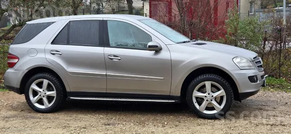 Pārdonu Ml280 (bez pneimo piekares), auto labā tehniskā un vizuālā stāvoklī.