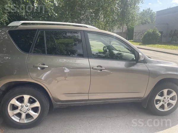 Toyota RAV 4