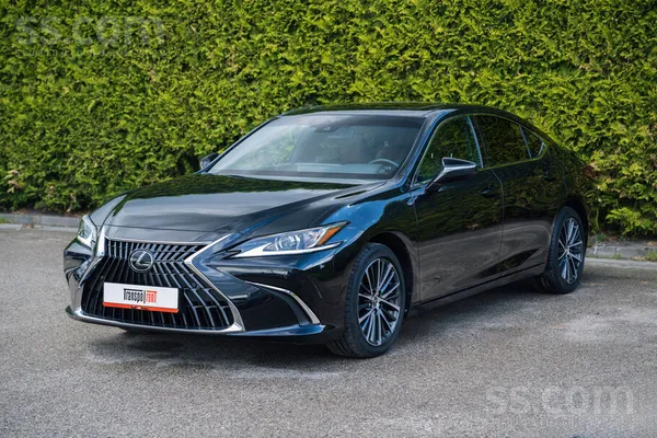 Lexus Lexus ES 300h 2, 5 Lhd Fwd Limited Edition. Automā