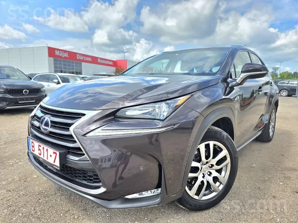 Lexus No Itālijas, NX 300h, Hibrīds, 4x4.
