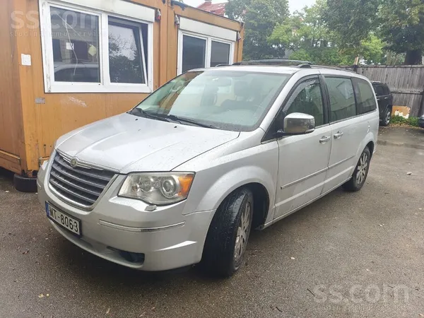 Chrysler Grand Voyager 2009, 2.8D dīzelis, Automāts, Furgons, Pelēks — Latvijā