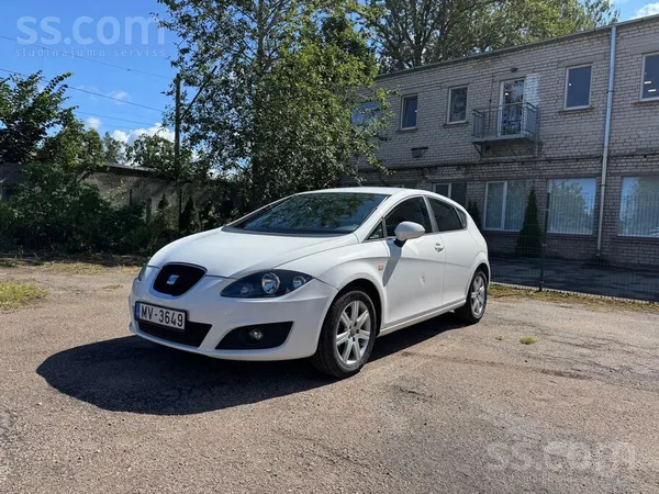 SEAT Pārdodu Seat Leon. 