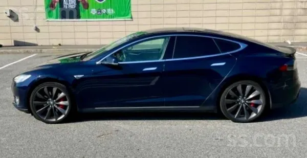 Tesla Model S