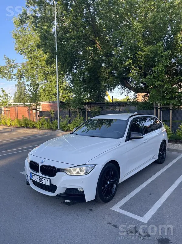 BMW 320