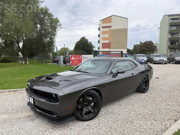 Dodge Dodge Challenger 2016.g. 3.6 benzīna dzinējs 227 k
