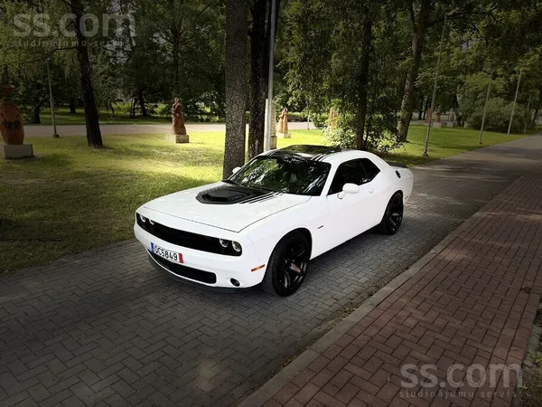 Dodge Dodge Challenger R/t 5.7 Hemi Shaker