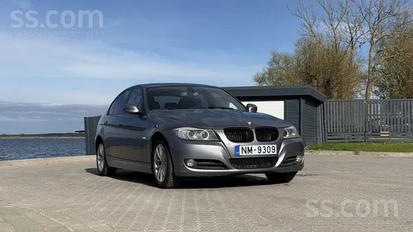 BMW 320