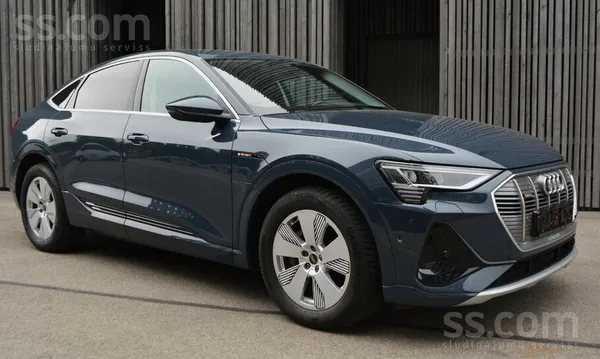 Audi E-Tron Sportback 55 S Line. , Baterija 380A 68Ah, Komunikaciju pakete P