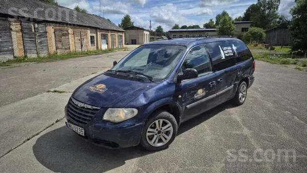 Ideāls ģimenes auto, salonā nav smēķēts, tikko mainīta kārba, slēdzas ideāli