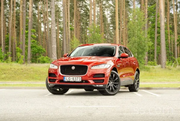 Jaguar F-Pace