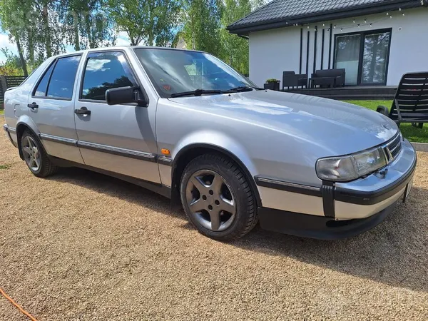 Saab 9000