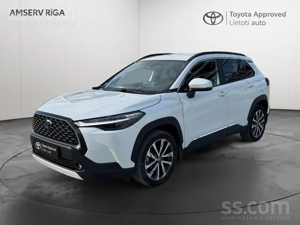 Toyota Corolla Cross, Luxury Limited - komplektācija. 
1, 8 Hybrid ar kopēj