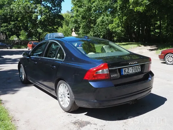 Volvo S80