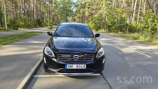 Volvo Volvo Xc60 Summum D4 140Kw Awd Mehānika 6 ātrumi F