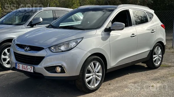 Hyundai ix35 2011, 2.0 benzīns, Automāts, SUV/Apvidus, Sudrabs — Latvijā
