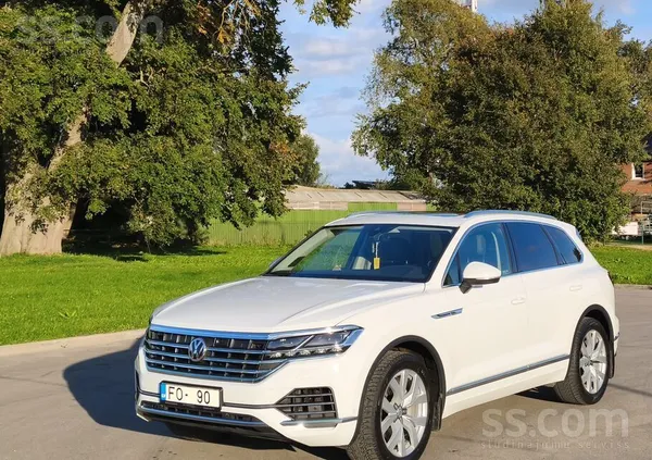 Pārdod VW Touareg Elegance, 3.0Tdi 286zs, 8pak. automātiskā ātrumkārba.