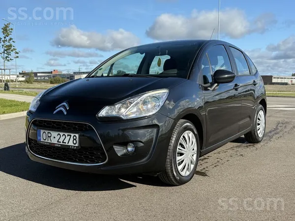 Citroen 2012 Citroen C3, 1.4 benzīns, manuāls. Tikko ieves