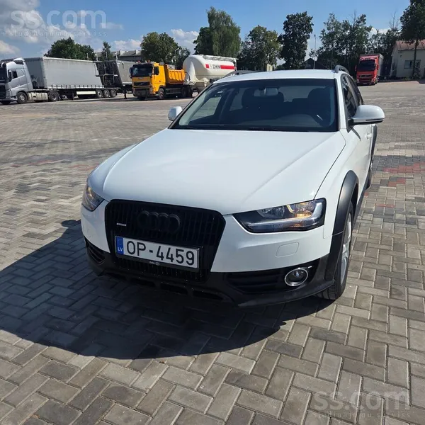 Audi Pārdod audi a4 allroad quattro.