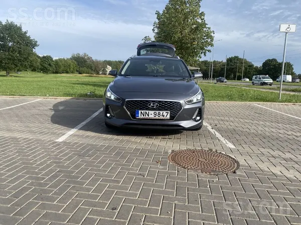 Hyundai Hyundai i30, 2018 год, серый металлик. Автомобиль 