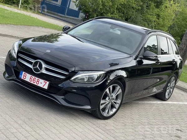 Mercedes Pārdodu Mercedes-Benz C220 2.2 dīzelis (125 kW) Au