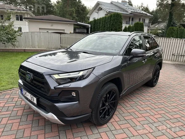 Toyota RAV 4 - 1