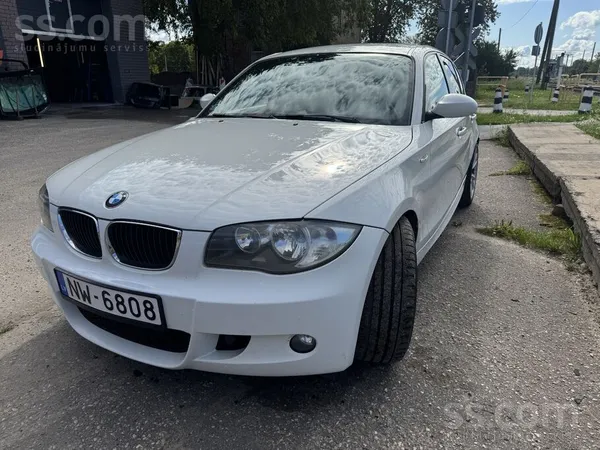 BMW 120