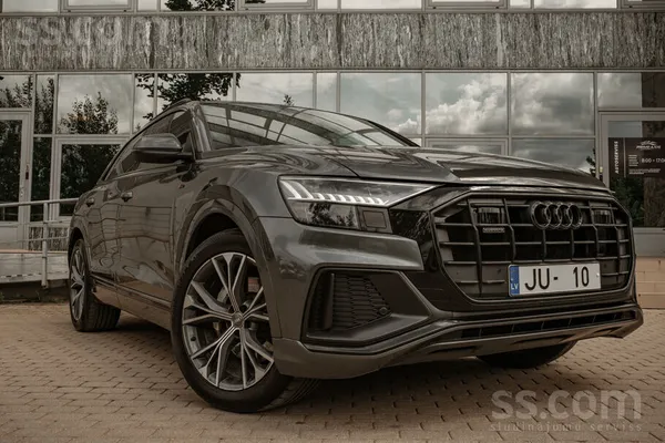 Audi Q8