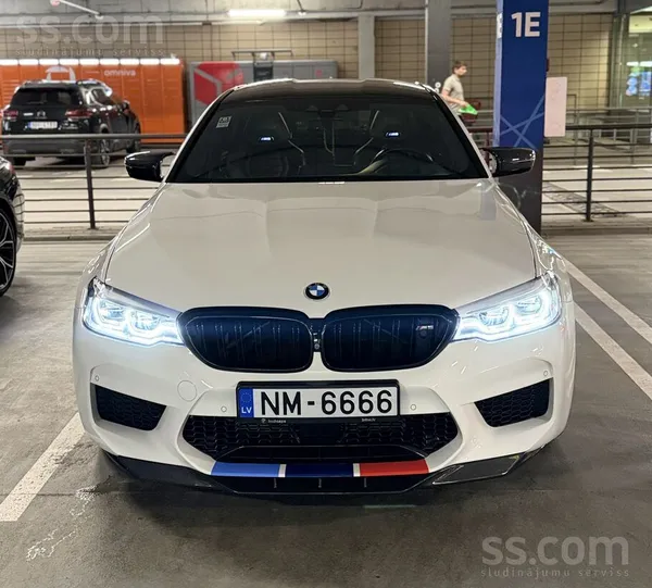 BMW M5 - 1
