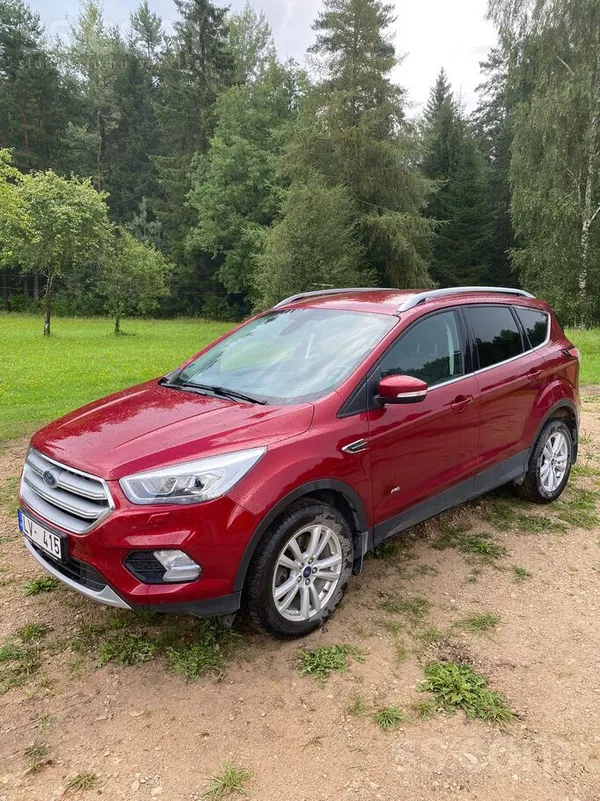Ford Kuga 2018, 2.0D dīzelis, Manuāls, Hečbeks, Sarkans — Latvijā