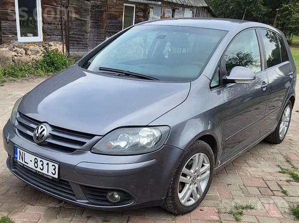Volkswagen Pārdodu Volkswagen Golf Plus, 2008. gads