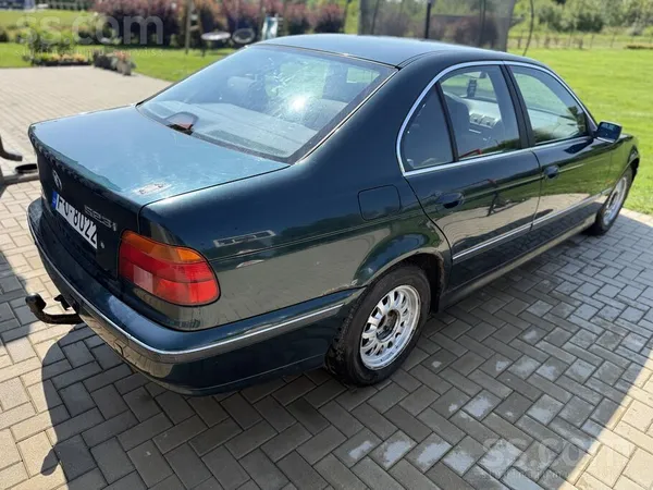 BMW Sēdies un brauc. BMW 520i benzīns/gāze.