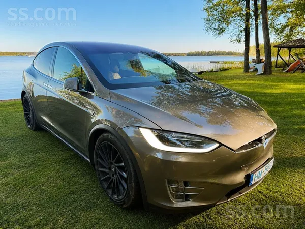 Tesla Tesla model X 90D , pilnpiedziņa Dual motors , ar 
