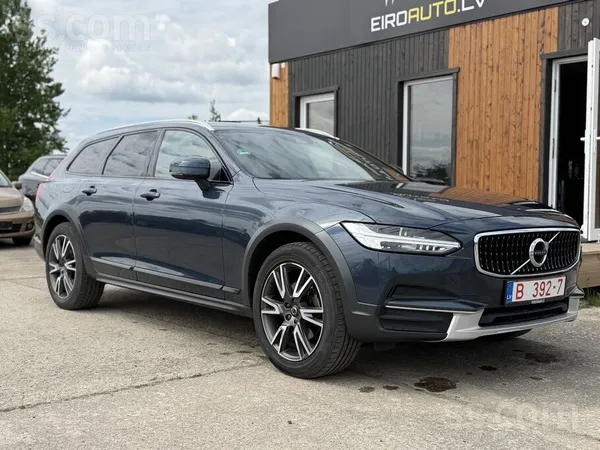 Volvo V90