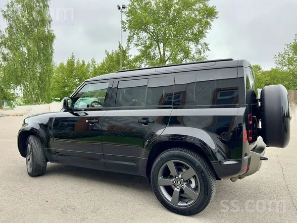 Land-Rover Defender