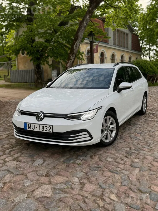 Volkswagen Golf 8