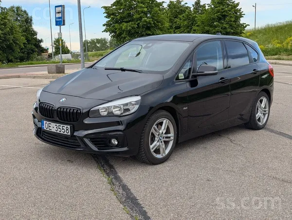 BMW 218