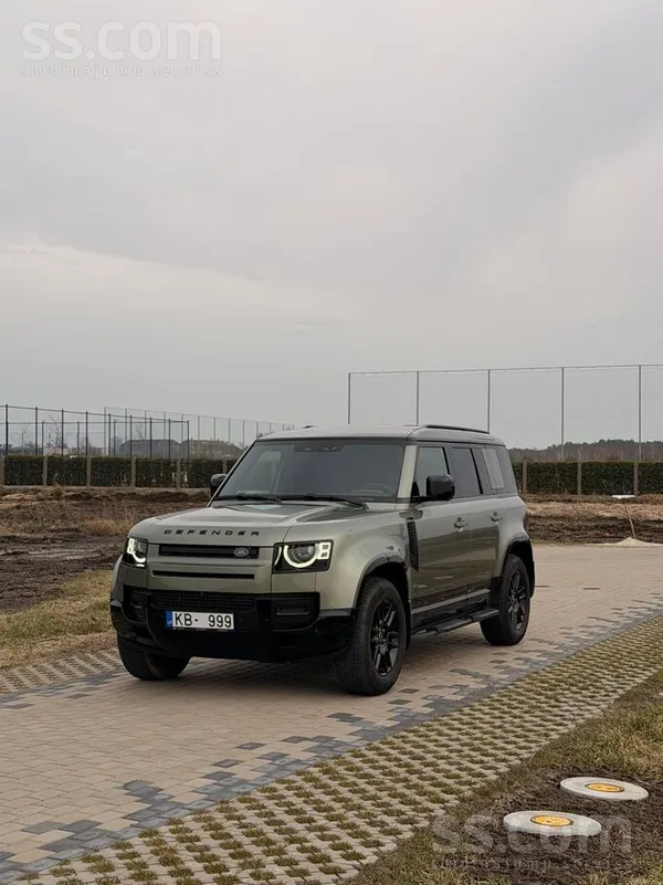Land-Rover Defender