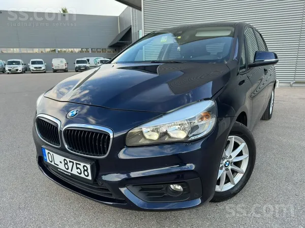 BMW BMW 218d Active Tourer, Tiko no Italijas. 2.0 dīze