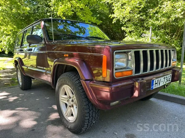 Jeep Cherokee
