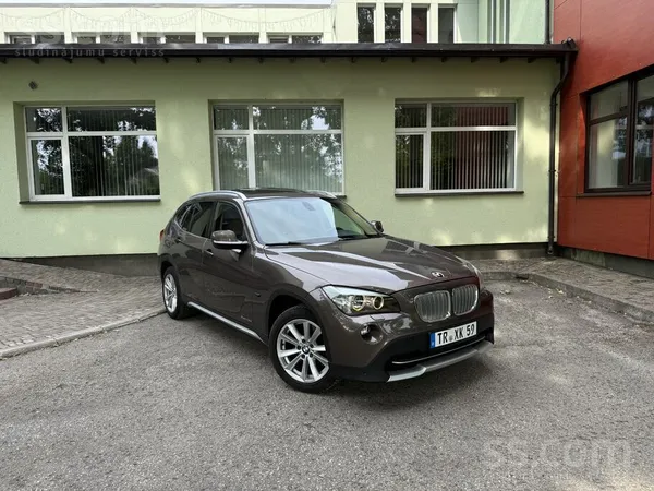 BMW X1