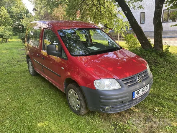 Pārdodu savu uzticamo Caddy , jo sieva saka , ka 3 automašīnas ir par daudz