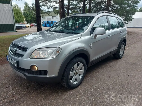 2.4i benzīns/gāze, 4x4, 7 sēdvietas, automāts 5 ātrumi.
Mazs, pārbaudāms n